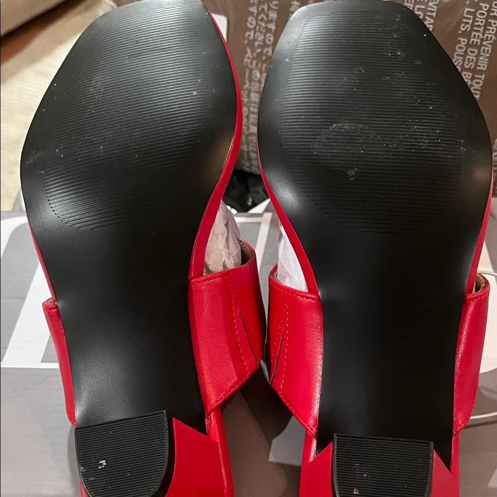 GAP Tomato Red Block Heel Sandals/NIB/6 - Picture 12 of 12